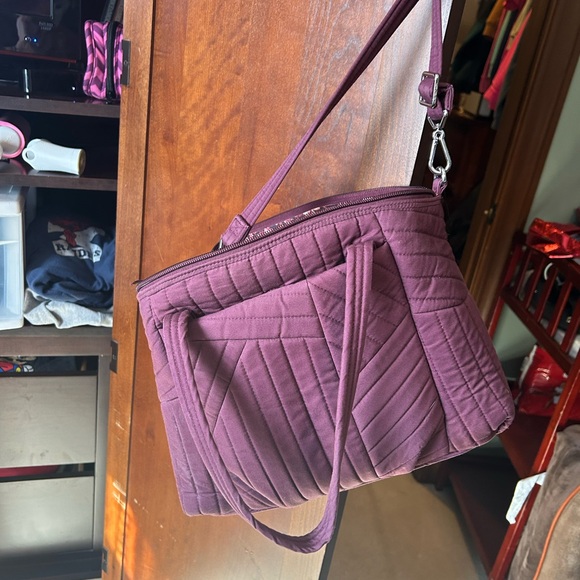 Vera Bradley quilted soft fabric should bag w/ adjustable straps. Barely used. - Picture 2 of 3